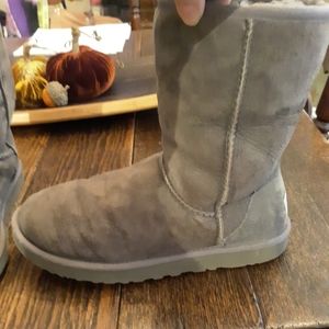 Ugg short boot 9